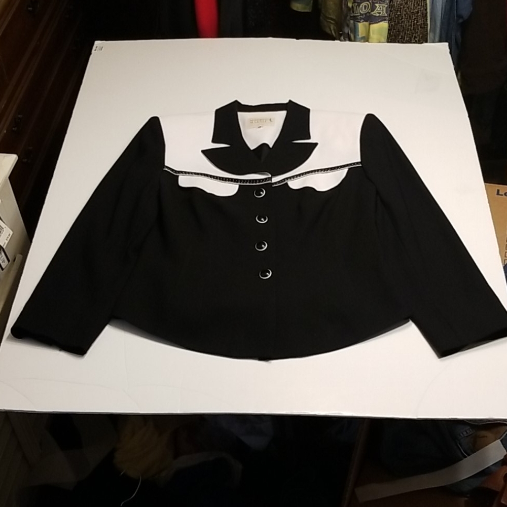 Alberto Makali black and white Jacket size 12.